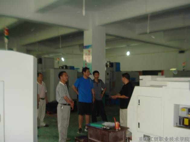 相互交流  共同提高──长江师范学院机械与电气工程学院与我院对口交流