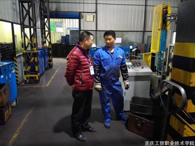 我院机电工程系深入企业看望顶岗实习学生