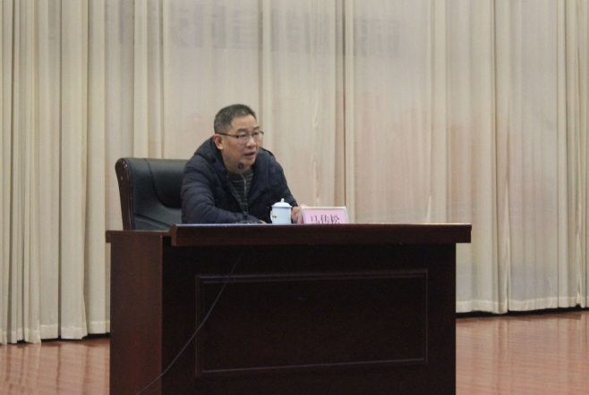 马传松书记为财经贸易系学生宣讲十九大精神
